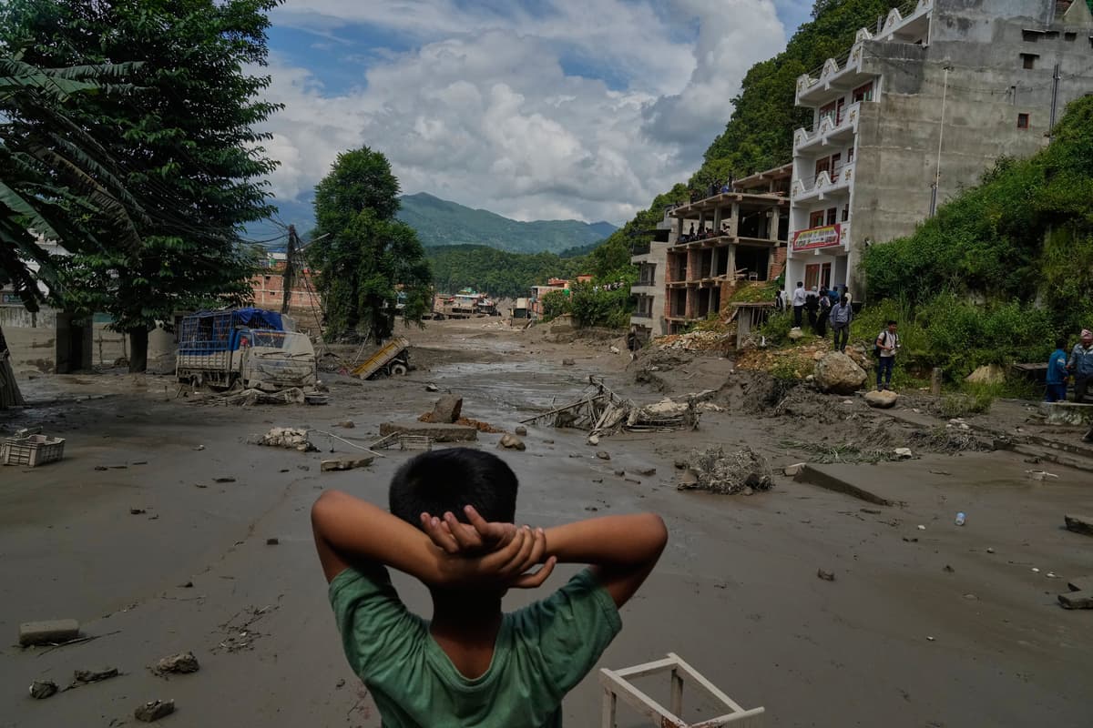 Rescue efforts continue as more than 30 Britons missing after Nepal flash floods 1 22caa1cda49ceba6a83864295df884f9cd4df49d4c1b6787e2c6e0848baa964d
