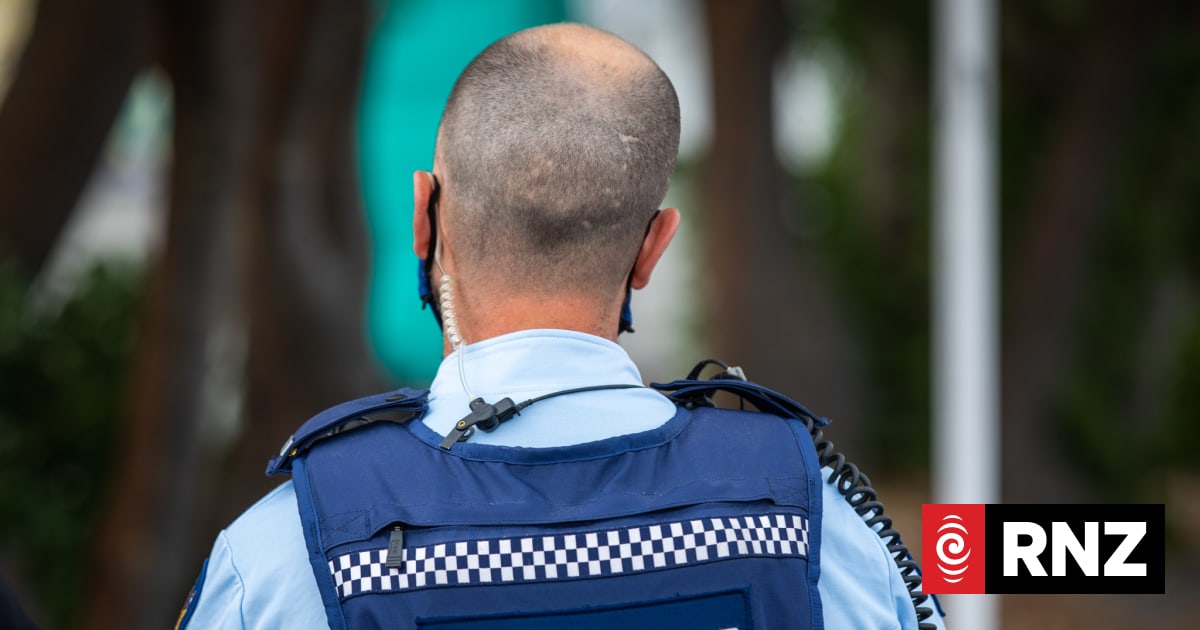 Police take $10m of luxury cars, properties in meth bust across Waikato, Auckland: In a separate operation police also disrupted a methamphetamine importation ring with links to the Mongols gang. #PoliceNews #MethBust #LuxuryCars #DrugCrime #Auckland 1 26442846ceda0a123e01da2bdce39ef60694c50e