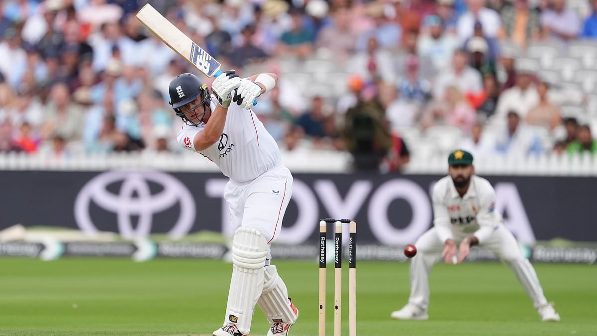 England open the door to nightmarish repeat of New Zealand debacle after Joe Root loses a crucial toss - with Lord's abuzz at latest haplessness, writes LAWRENCE BOOTH 1 26a91fafffa0a3ab557ec9629fd1b160d9de60714f2e652ae83b2e7c4f8f1919