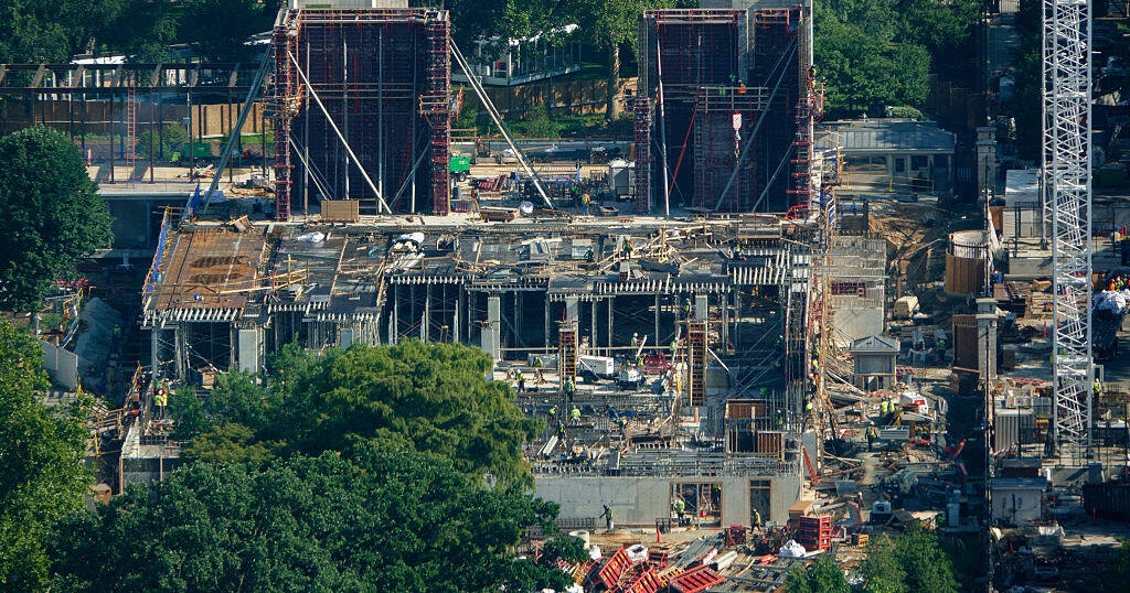 Appeals court says Trump needs congressional approval for White House ballroom: A federal appeals court said the White House lacks the authority to unilaterally construct a new 90,000-square-foot ballroom where the East Wing once stood. #Trump #WhiteHouse #Congress #Ballroom #AppealsCourt 1 277f4408ffd5567f33b69f35e53c88b0433543ac