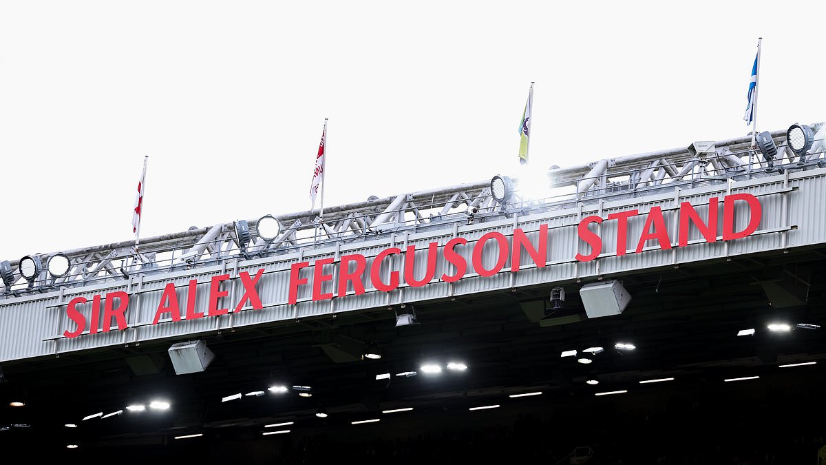 Manchester United vs Ipswich - Premier League LIVE: Michael Carrick's side seek to bounce back from embarrassing opening weekend defeat 1 2d1cdd25d1b84d47cbda1e86b6380284ed83b5cdd0c1de340c92a90abd2ef041