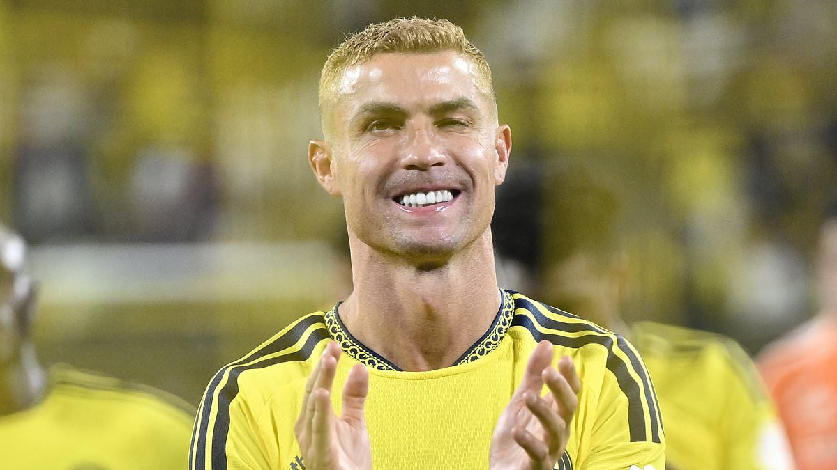 Cristiano Ronaldo bounces back from half-time hooking by Ange Postecoglou to score winner and extend Al Nassr's perfect start to the season in Saudi Arabia 1 2f70c1c82b59ba883edc8cd943a2e54368954d4dee193c6382ab480668127e47