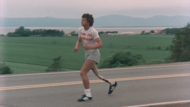 Run Terry Run, the upcoming Terry Fox documentary, has a new trailer 1 2f8b7a4ecdb885d0ddf4fc35758bb2564d987d4939697208075d36bafe76e81b