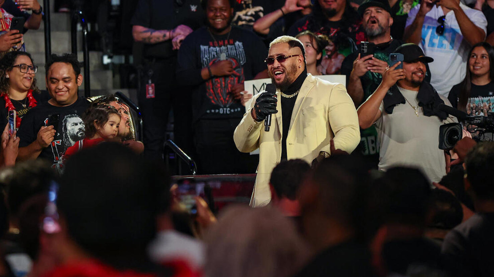 Backstage News On Solo Sikoa's WWE Merchandise Performance 1 34428fd92b760aed1fb080dd7331bd66372f67cfe05bf312625f69557eb9f547