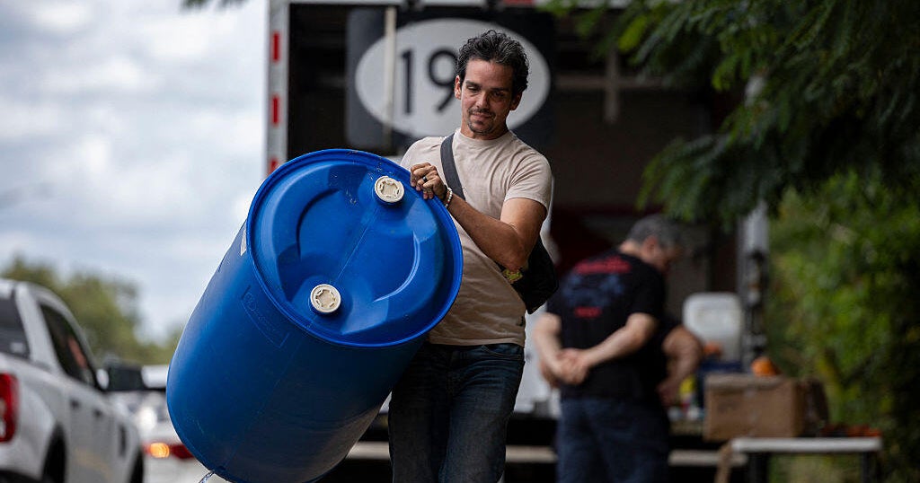Water rationing begins in Puerto Rico amid drought crisis: "It's brutal": Puerto Rico's massive rationing measure comes amid a severe drought on top of shortages due to infrastructure issues. #PuertoRico #RacionamientoDeAgua #Sequía #CrisisDeAgua #Infraestructura 1 3629b861c3c01c2da0a7f2915b4e70127030919c