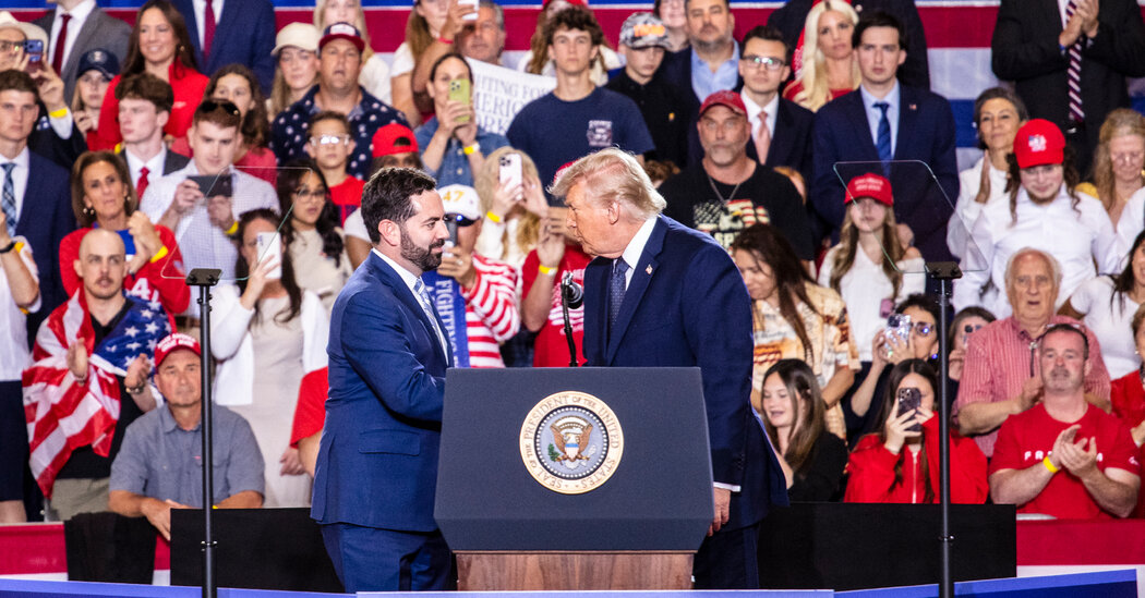 Trump’s Strength in Primaries is Clear. The Midterms Pose a Different Test. 1 3d5b8f3641dd068e4496123911ddddd8fe1b9d3b1492e6a986e45cbf268983f1
