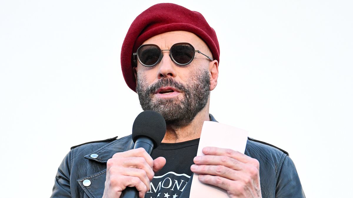 John Travolta rocks ANOTHER beret at Ramones 50th anniversary tribute... after fans mercilessly roasted his 'kooky' style 1 420e42bf6bd390bc21ab53a3012e4bb066390e7a8dc37b6ecd4b63e25ef2e238