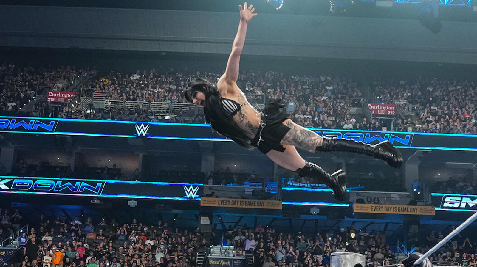 Tatum Paxley Wins WWE SmackDown In-Ring Debut, Will Wrestle In Six-Woman Tag At SNME 1 45ee0e0de461770a7e823ec7d2443ebd60f1eddec1bc09fe0e9c52ccd10ddaa7