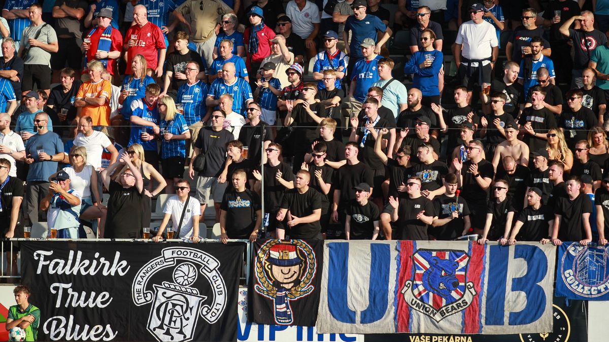 Rangers face UEFA punishment over 'unauthorised pitch entry' after unseen Jablonec flag row 1 5022f0ba30e1976634f75c18de58caff05d73cd42516c60ef708740ff6ad3654