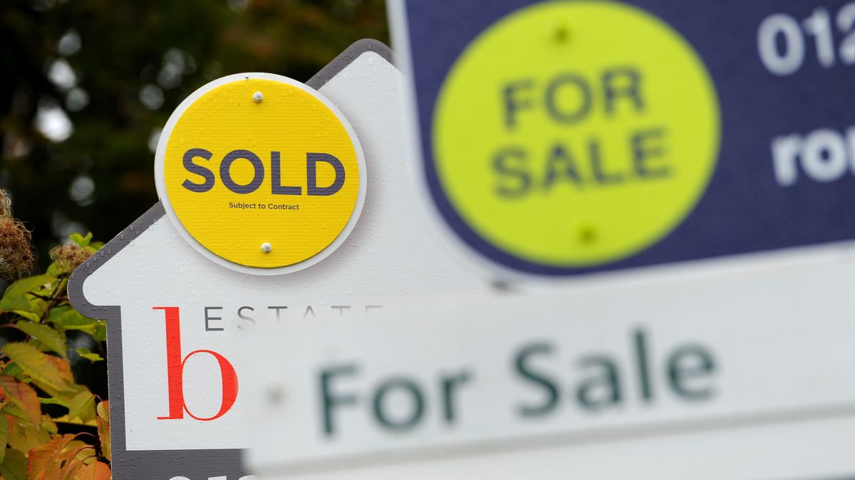 House prices in Loch Lomond and Trossachs higher than Lake District and Yorkshire Dales 1 55d9cf7679957fcbc3569a6da7db80fb236587499e19897be882b5d624699d45