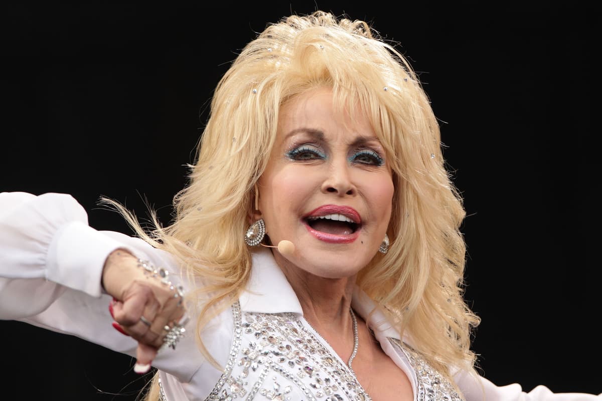 Dolly Parton’s most memorable film and TV roles 1 5678c387c166894c79f29f875354962ea303e36360e3968a7f07d9b585250390