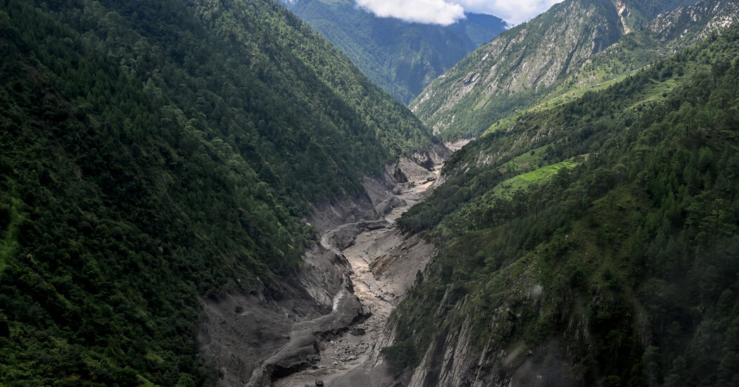 Climate Change Raises Risk of Disasters Like Nepal Floods 1 56f83e47606a6d84d942bb12ef226e51c28f959ebe8faf296358c9f7e2e3054f