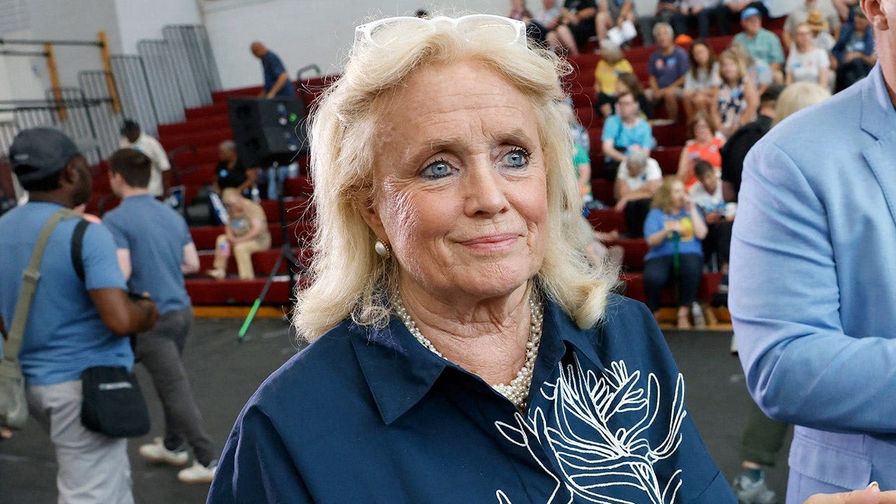 House Dem Debbie Dingell places Trump's Lake Ontario name change in the crosshairs 1 5b727bc3dcbf2bae3464895458dab458972bebc8206f7dc9ef2457011d4af7b9