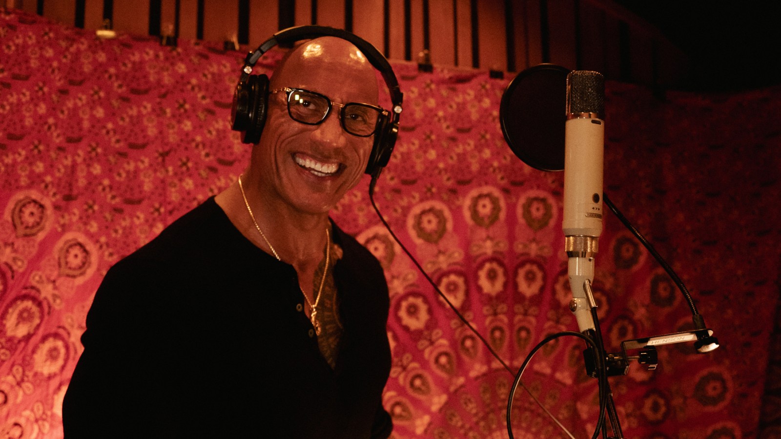 Dwayne ‘The Rock’ Johnson is ‘Exploring’ A Music Career. His New Video Is a Good Start 1 5eadb5f7349ff083d166aa501f7b69fb45563a3d20ca3dd58ba094153c4f162e