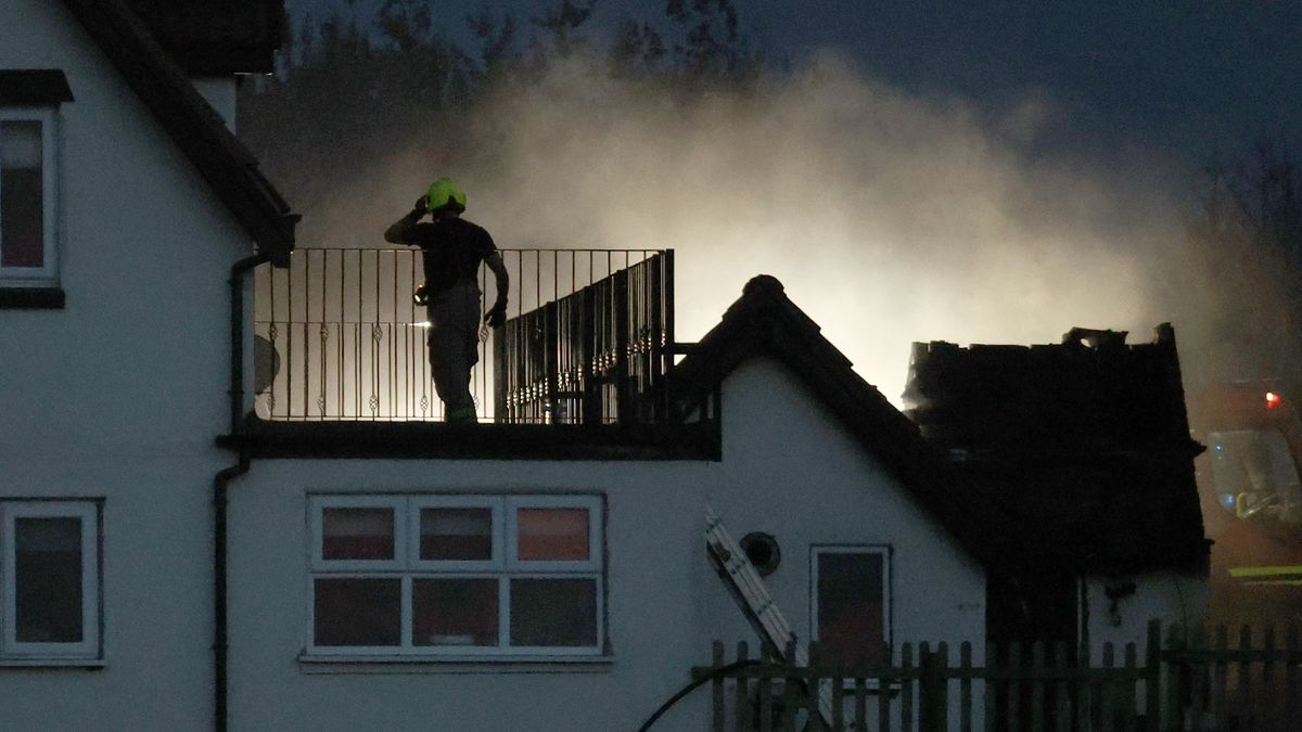 Horrified residents describe wildfires raging in Stourbridge and Birmingham as scenes from war films 1 64651b2abc90503a65b2cdd7f36f84005838516be2abf8537ef7da048d95d9c0