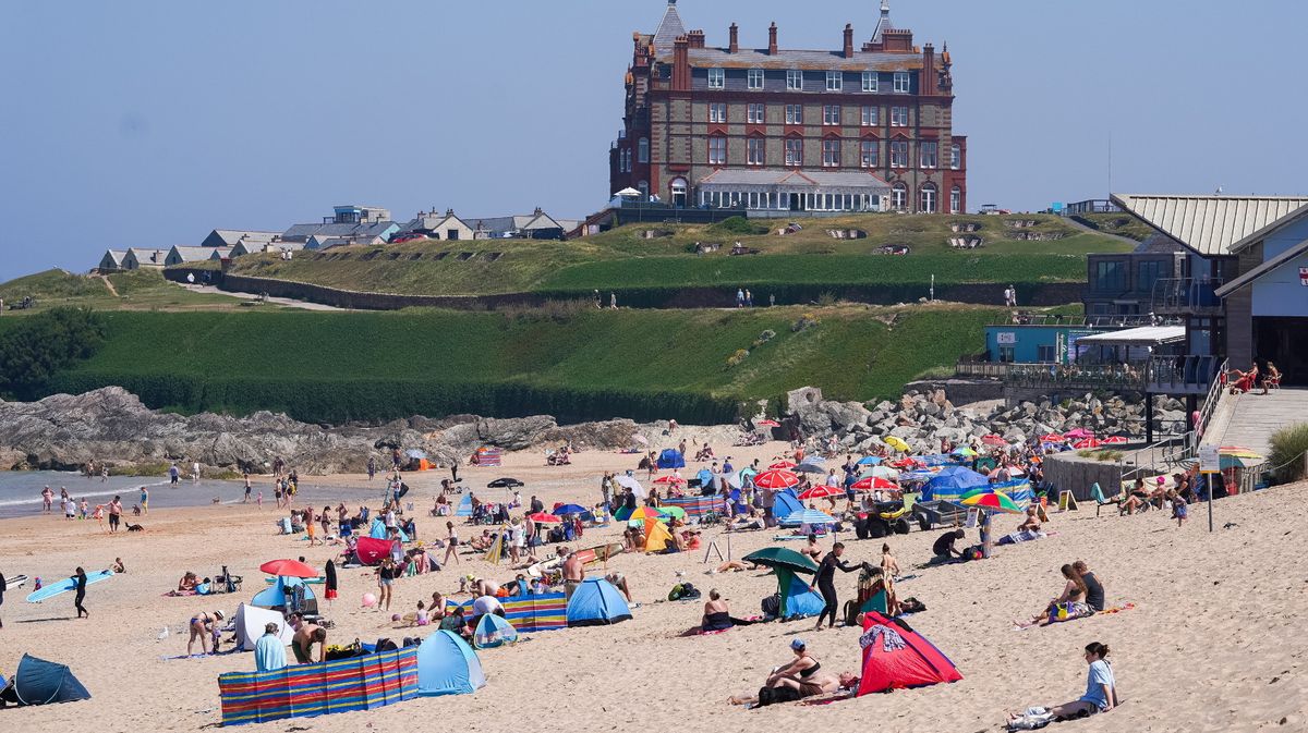 Dad died trying to save his daughter in devastating double drowning, inquest hears: John Peter Collins, 66, lost his life trying to save his daughter Samantha Adele Collins, 32, after she was dragged into the sea while fishing on rocks in Newquay #Drowning #HeroDad #FamilyTragedy #SaveDaughter #Newquay 1 67968b7ed4314bebb2501c5d5af016f16c0d7247