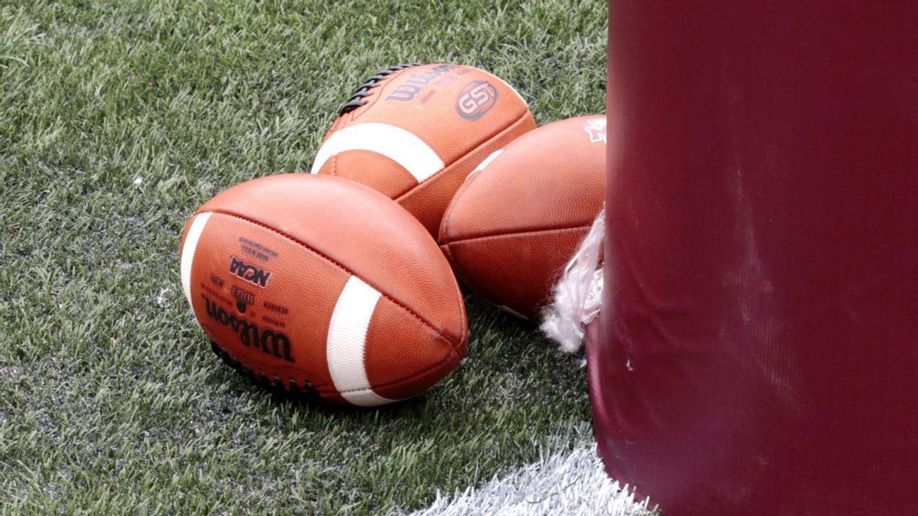 D-II RB dies after medical emergency during game 1 680fc205f164c7ed3e28f77396d80d66e02b894bafd399b1c68909f32895c106