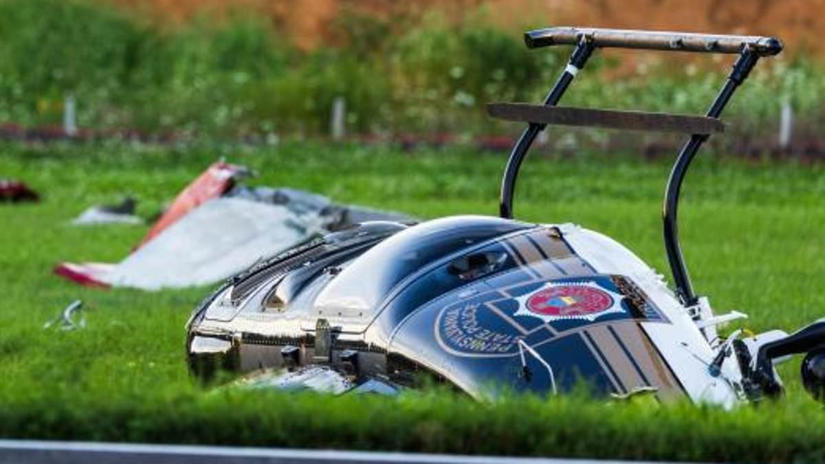 Small plane and police helicopter crash in midair at Pennsylvania airport 1 68cfef2f1c84da91084261a18c8b26d56fdb5d1ae8224c72614b94ca0be1825a