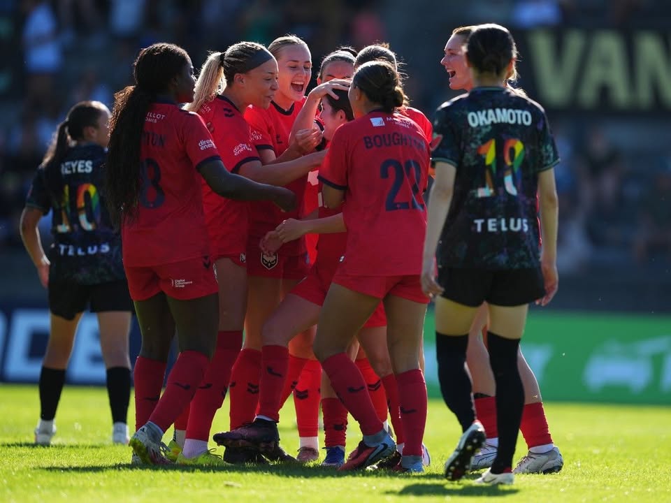 Wild rally! Teenage Stewart twins help Calgary top Vancouver Rise in dramatic fashion for first NSL win of year: 18-year-old sisters Taegan and Keelyn Stewart combine for two of the most important goals in Calgary Wild FC club history in a dramatic, much-needed win. #CalgaryWildFC #NSL #SSport #TeenAthletes #SoccerGoals 1 69156ff7751a03ef95d4d85b8f30085cca094899