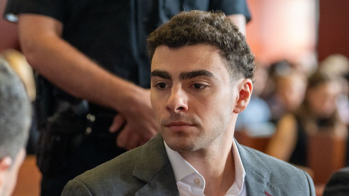 Luigi Mangione pleads guilty over UnitedHealthcare CEO shooting in bombshell deal 1 730458353d10b3264c50ef1fda4405693b0478631000f010e35d0467a4547784