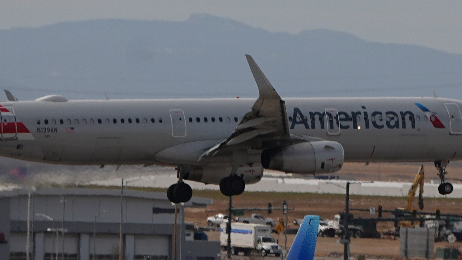 American Airlines tragedy: 5 passengers aboard Atlanta to Dallas flight suffer burn injuries, here's what went wrong 1 7568ae3420c88d6e4ea9b5ac0ea7ae9422633d8f2ce1528003497cd14c675da5