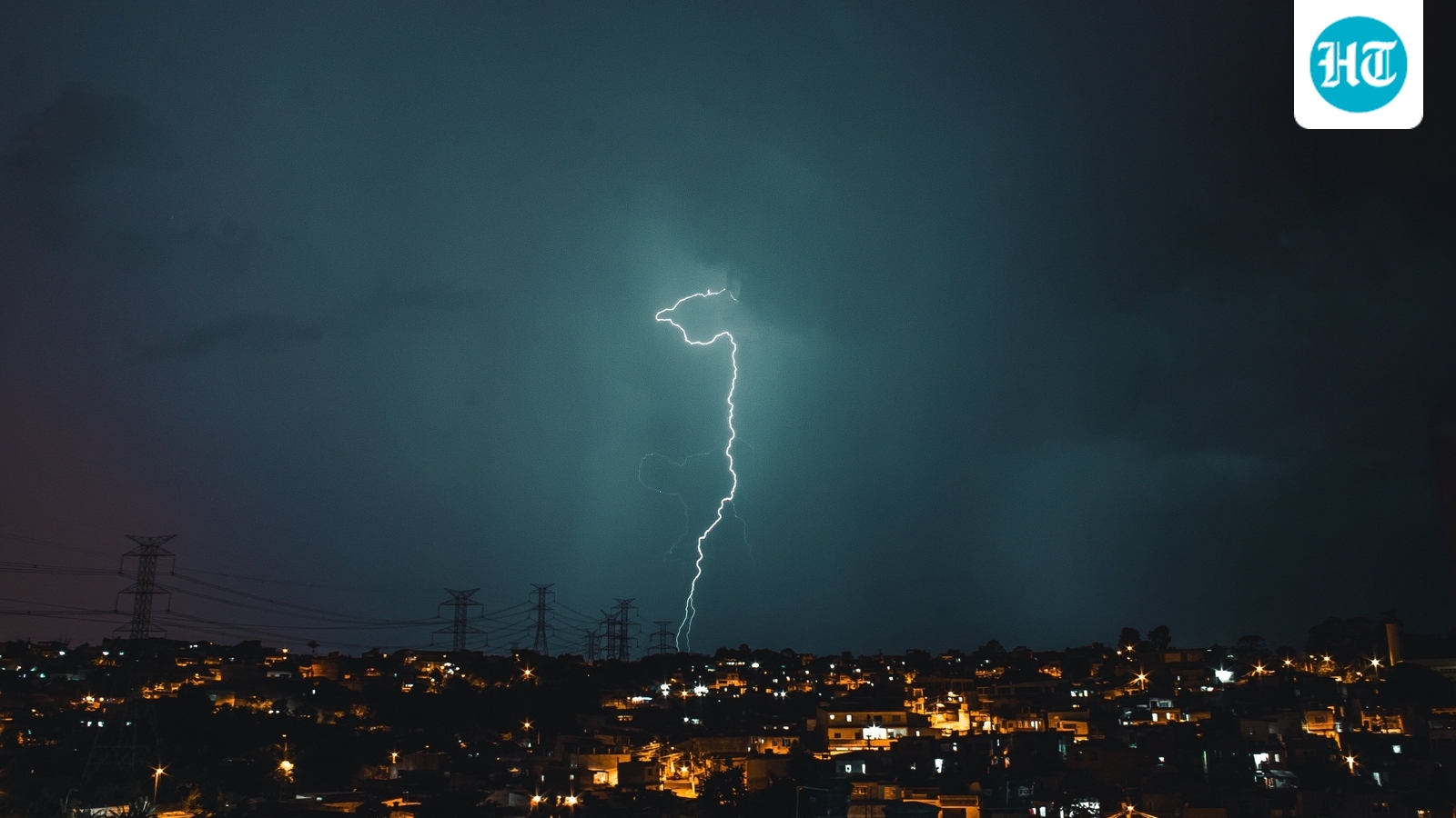 San Antonio CPS power outage update: Over 100,000 without power amid storms in Bexar County; when will power be restored 1 7cf144aa6c94eec8da67daf316b36f8f83cdc0cfd2518ee8729a7c778355f459
