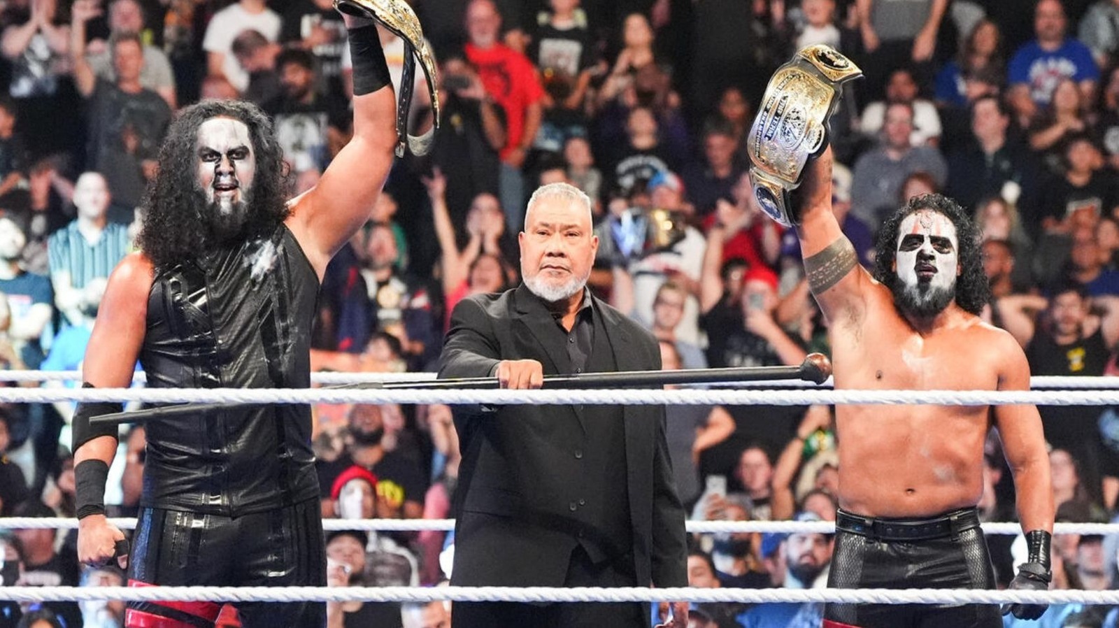MFT Beat Damian Priest & R-Truth, Win First Defense Of WWE Tag Titles On SmackDown 1 82902f04f9fdaea5cc6a992bc934c1b20331b8210f8a348fe484faa62ac03030