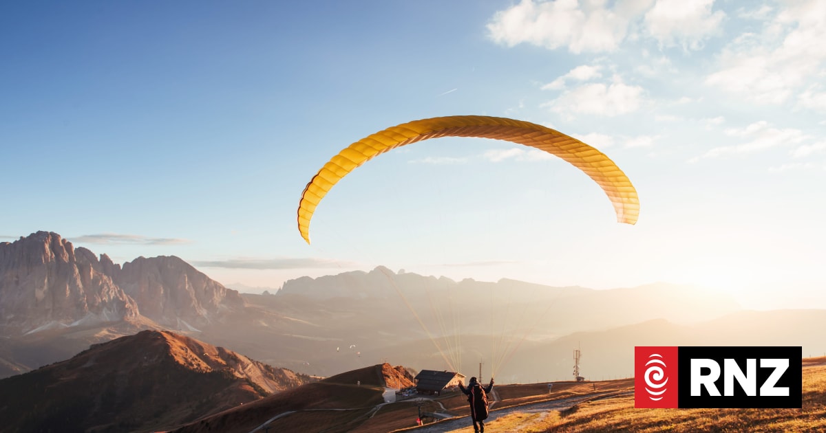 Coroner finds speedwing pilot misjudged final manoeuvre in fatal crash at Avalanche Peak 1 89d23ed09acf1a2b14413ea73aab983151b071564b5c82189dacb52a23fe948c