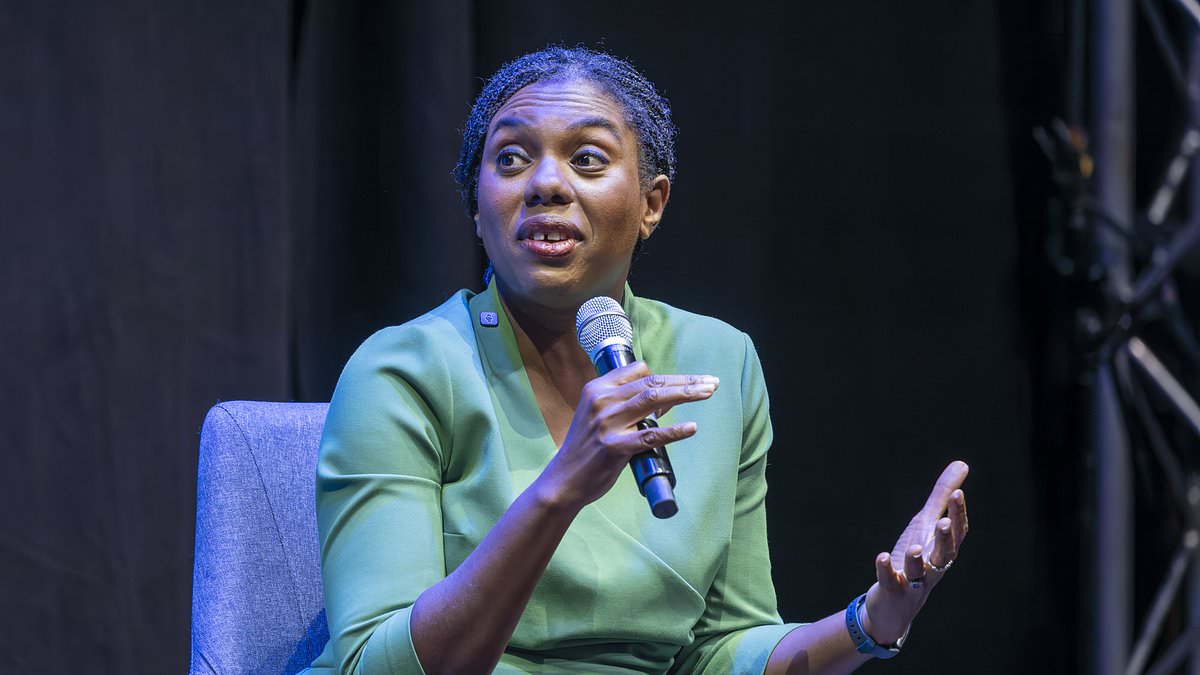 Kemi Badenoch demands talks with the civil service to plan for government - as speculation Andy Burnham could call an early election grows 1 8be1d13a2caba9f00e6da0c05af7564e081c6fc5de3d64a3213cefbf6c4ea611