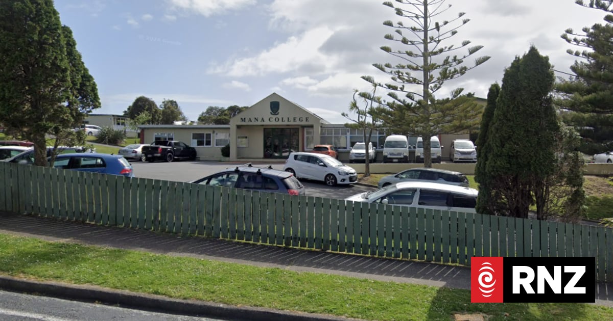 Mana College in lockdown over chemical incident 1 923cbfe156bef63cf02edf9a1b6412d0b95cc536933d49f5980add4d2ecbe5a3