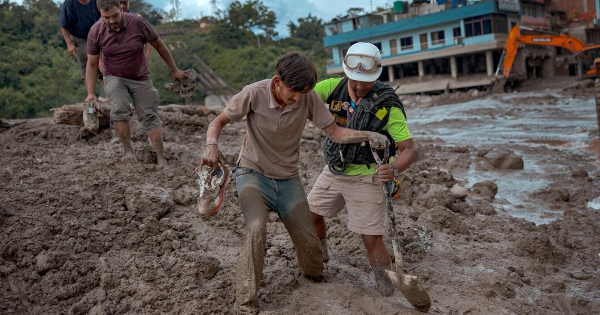 Nearly 3,000 still missing in Nepal flooding, including dozens of Americans 1 a5965062101cf306356e38260e9c60f77d5789fc97bd0fc7d1c21a7022ecbe9a