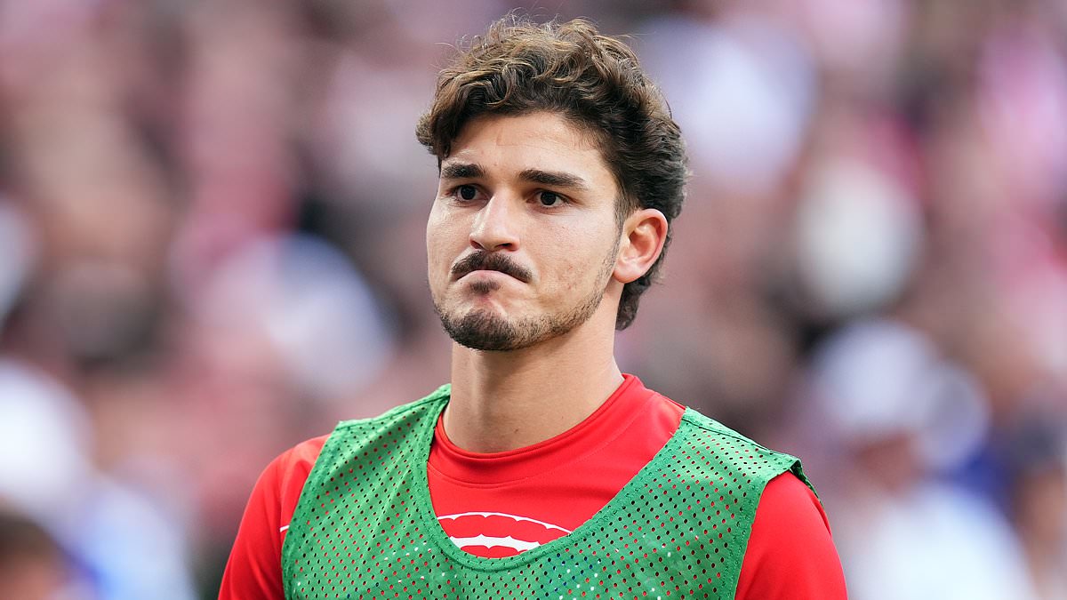 Mikel Arteta leaves door open for Arsenal to sign a forward on deadline day amid lengthy pursuit of Julian Alvarez: 'If we can improve the squad, we will' 1 a639e01fc8906cee2f9001ba152f269199c986db5bb764bd1e22f59d7385c90c