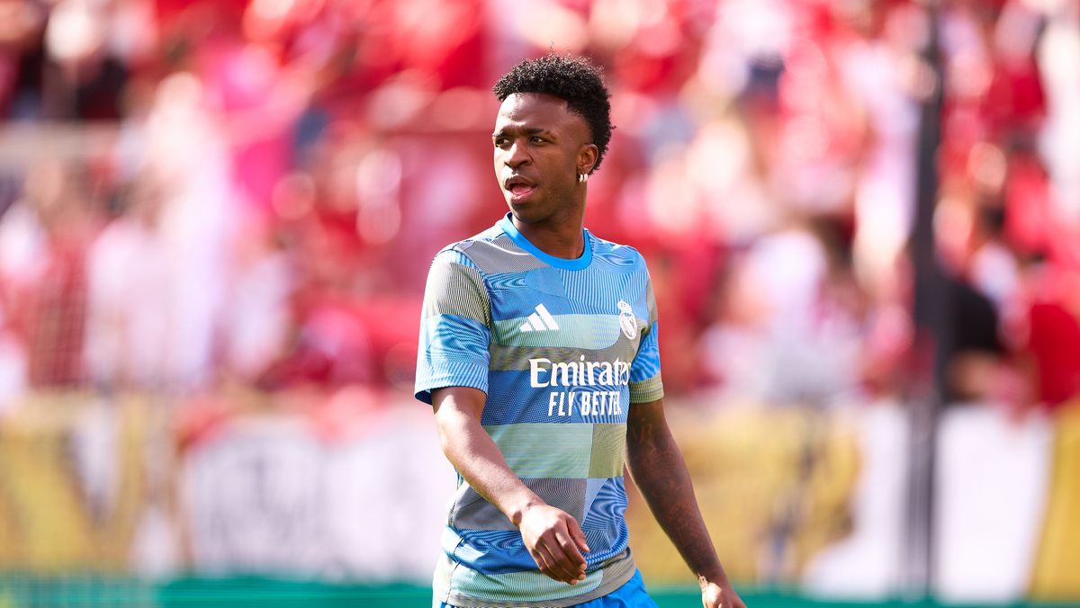 Arsenal line up £85m Vinicius Jr alternative but immediately hit by transfer issue: Arsenal have missed out on landing a blockbuster move for Vinicius Junior, who will remain at Real Madrid, with their attention now turning to Kenan Yildiz at Juventus #Arsenal #Transfers #ViniciusJr #KenanYildiz #RealMadrid 1 a67d8bab5c16cc8a37550c856d54f8cd8503da40