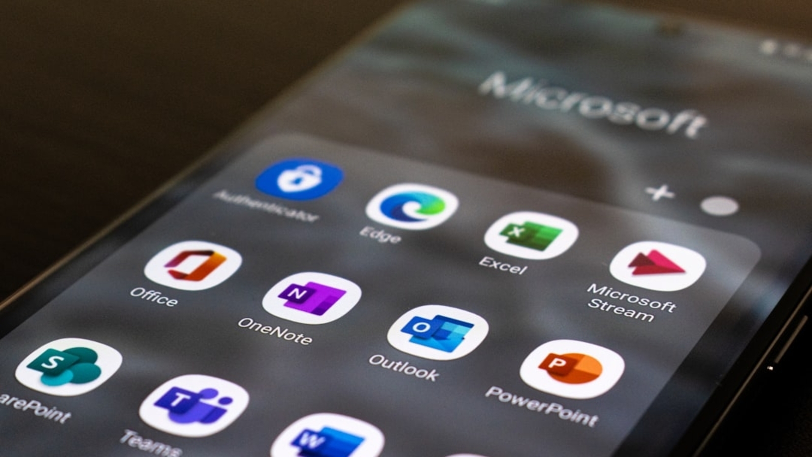 Microsoft Outlook down: Emails not working for thousands amid widespread outage 1 a7539483e16797c4b1dfcc4913dd1380442bbaf661a5cf6e80de9d40c8222bdc