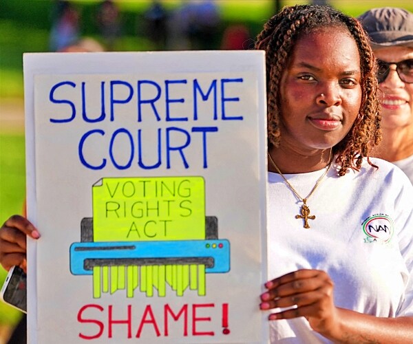 Thousands March in D.C. Amid Voting, Civil Rights Rollback Warnings 1 acc2a227b507bfe09f1a0374f3ed064c2571dea08add0a322b3803ddfd25351f
