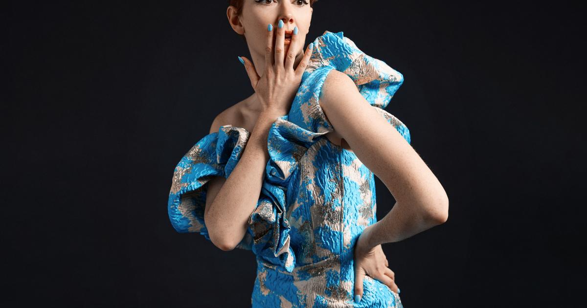 This remarkable show is unlike anything else you'll see at the Fringe this year: Elf Lyons is The Woman on the Edge #FringeFestival #TheatreReview #ElfLyons #WomanOnTheEdge #FiveStars 3 This remarkable show is unlike anything else you’ll see at the Fringe this year: Elf Lyons is The Woman on the Edge #FringeFestival #TheatreReview #ElfLyons #WomanOnTheEdge #FiveStars
