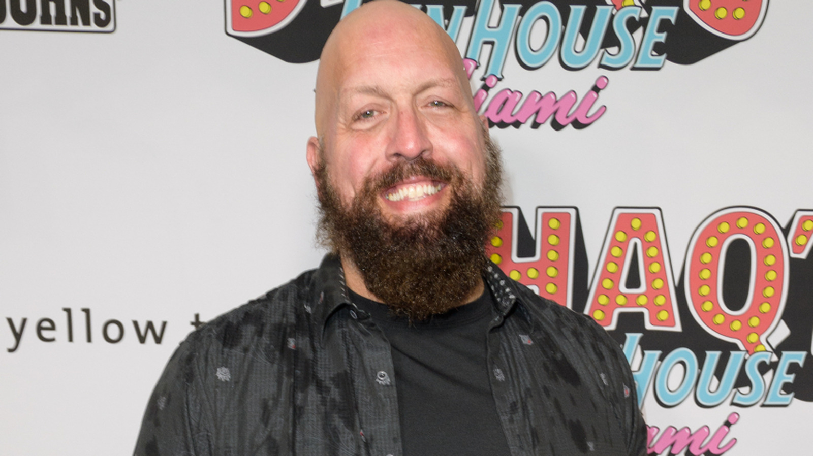 Paul Wight (FKA The Big Show) Recalls Improvising Scene During SNL Guest Appearance 1 b82f71ad10435fb1b7beec4a520c6ea6f6b7982cbcd4db20906cbb460107e8fa