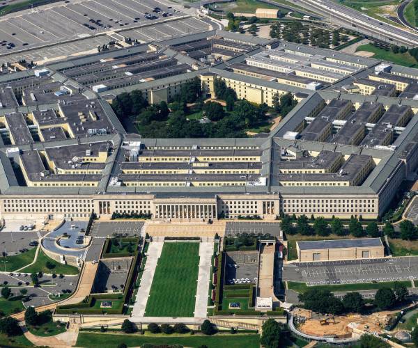 Top China Chipmaker Sues Pentagon Over Military List 1 be27a3178e35108d5196430efff0bb9d7e000a7a85976d51a15d52d24a3cb8b2