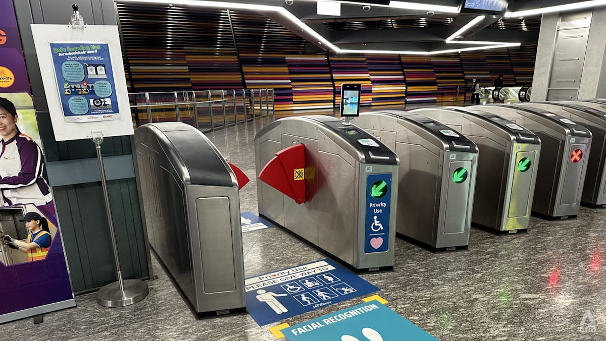 Facial recognition gantries being tested at Punggol Coast MRT station, no plans to expand trial for now: LTA: When CNA visited the station, two priority-use gantries had screens installed, with a “facial recognition detection zone” marked on the ground. #FacialRecognition #MRT #PunggolCoast #Singapore #SmartCity 1 c02d500dd02b34d09f03a55bf1e0238d6923e0e7