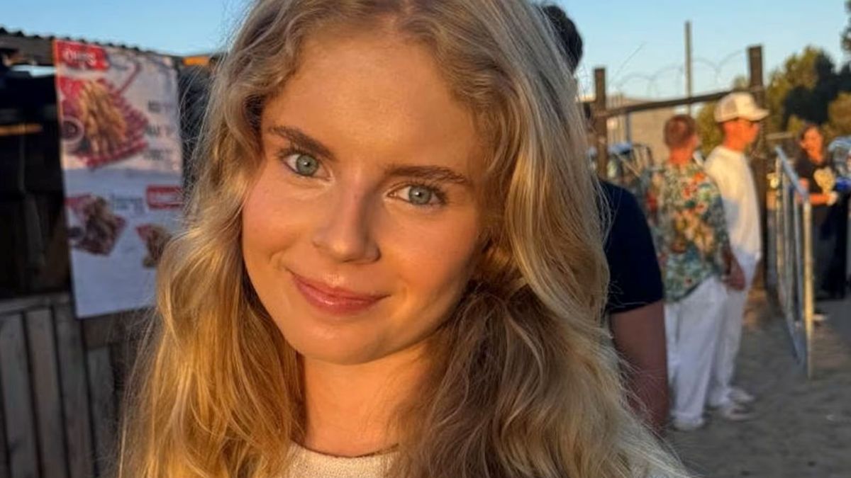 'Deeply loved' schoolgirl allegedly murdered on Duke of Edinburgh Award trip: Cameron Waldeck-Cooks, 17, was found dead at a lodge in Mpumalanga, South Africa, while on a five-day hiking trip as part of The President's Award for Youth Empowerment #SouthAfrica #DukeOfEdinburgh #YouthEmpowerment #Hiking #Schoolgirl 1 c8efec8930c4baeb10b4ee447bec69b9331fc652