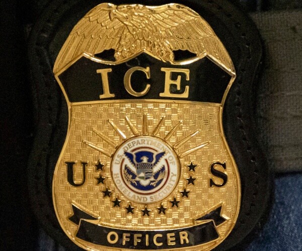 Maine GOP Gov. Nominee to Ask for ICE at Polls 1 cbfe92b5d67785ff60eb0cdb4976fce5917ce08ca5278e5be1acb61c7931136d