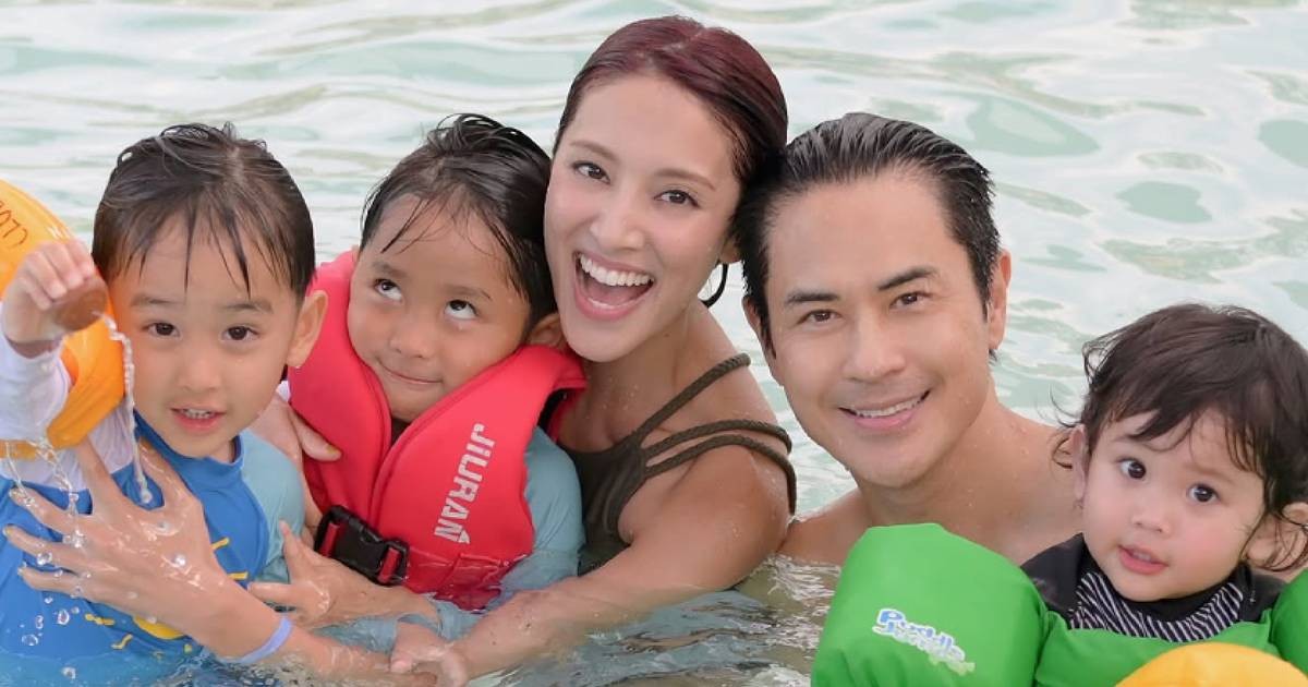 Kevin Cheng's wife makes police report after woman throws drink at their son for alleged rowdy behaviour in cinema: Hong Kong actor Kevin Cheng's wife Grace Chan has filed a police report after a woman allegedly threw her drink at their son in a cinema last Thursday (July 30).In a Threads post that day, a netizen shared their experience at the cinema watching Spider-Man: Brand New Day: "Three kids at row E kept talking and laughing loudly, making a big fuss. I felt annoyed sitting right behind them."During the movie, I kept telling them to be quiet, but after a while, they started making noise and shouting again. Their mum completely ignored them and everyone in the cinema was looking at them."After the lights came on at the end of the movie, it turned out that their mum is Grace Chan. As an artiste, she doesn't even know basic cinema etiquette and completely disrespects the movie. Please don't have children if you don't know how to teach them!"It's because of people like you that so few go to the cinemas. The film industry is messed up because of people like you."Grace and Kevin, who married in 2018, have three sons aged seven, six and three together. #CinemaEtiquette #KevinCheng #GraceChan #EntertainmentNews #SpiderMan 1 cda2fc9daf1605fa0578a75d467f9e42f8e586ee