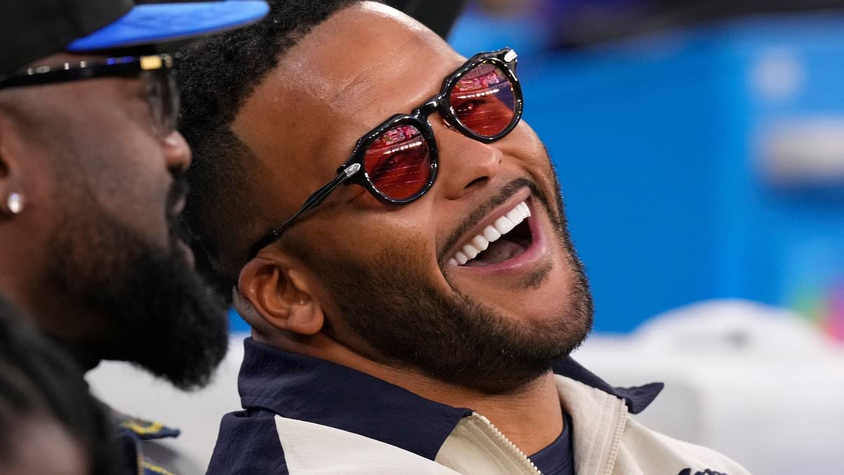 LA Rams add Aaron Donald to roster as former star comes out of retirement at 35 to agree huge $20m deal 1 d0852614f8984e5f1caf52bed9f1c14c3e419f1d9598a1f4616fc7faa98e0aec