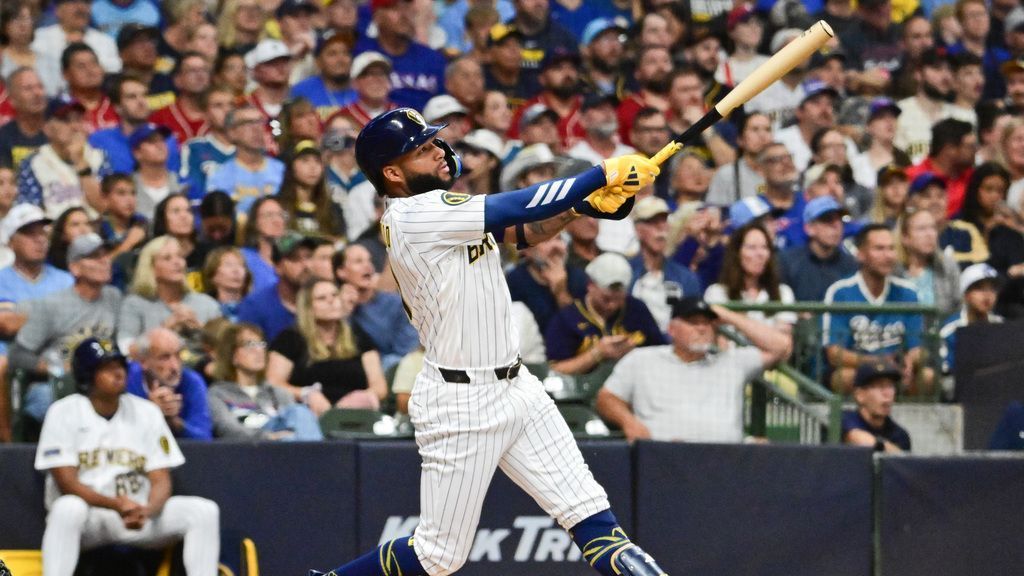 Brewers' Chourio joins elite club after 20-HR year 1 d7e2999fc9aeb3146edbd236937a221195235ecf2324c45cdcd7f1b1d3e73e52