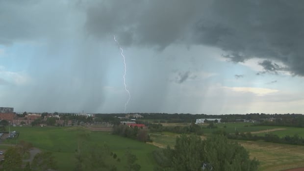 Possible tornado touches down in eastern P.E.I. amid 'wild day' of weather 1 dc923c312726a73ec2c1677551588f574b6b77ea2fa0056b51f6de5035fbe80d