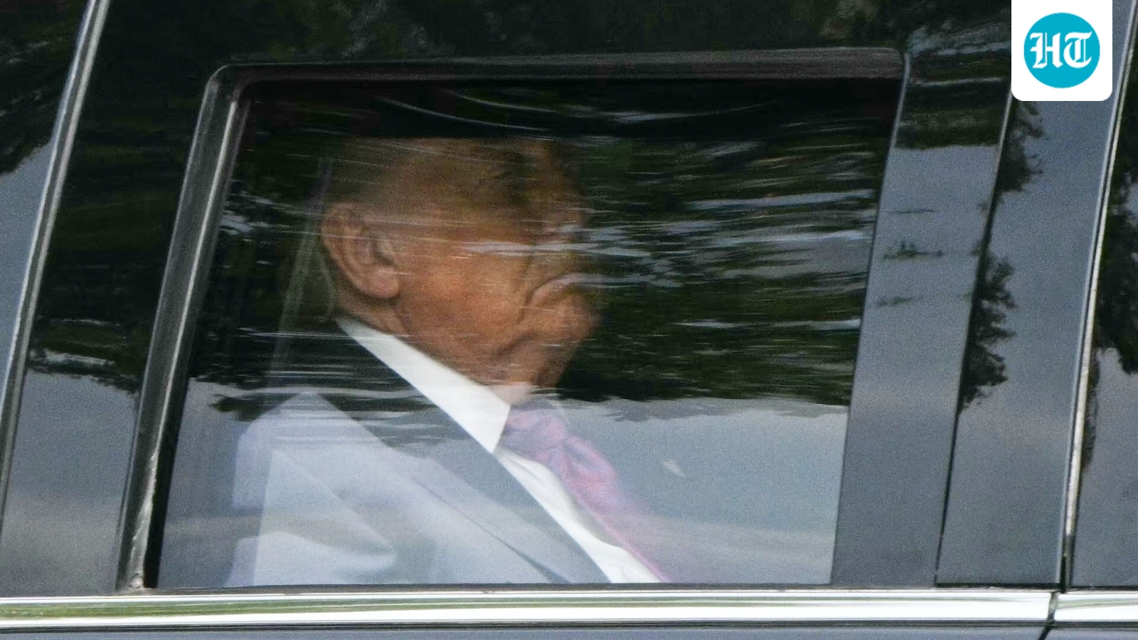 Is Donald Trump sick? Photo with 'eyes closed' sparks worries about President's health; 'doesn't look healthy' 1 de2168036e77aaf06a8ac876074c928ed6aa5b9df2d64e4952ee7dfc72a89004