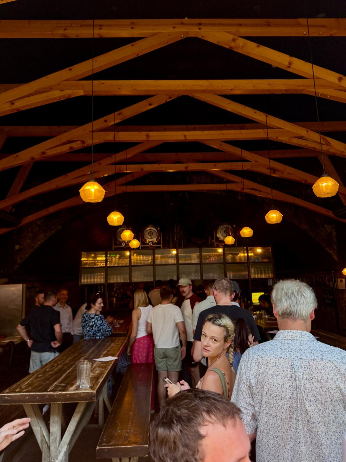 Hackney bar sees business boom after urging punters to stop single-file queuing 1 e047af864e1f081ba6b2860d881b8852d4d7233031e3a6917dedf87dbcbb56ba