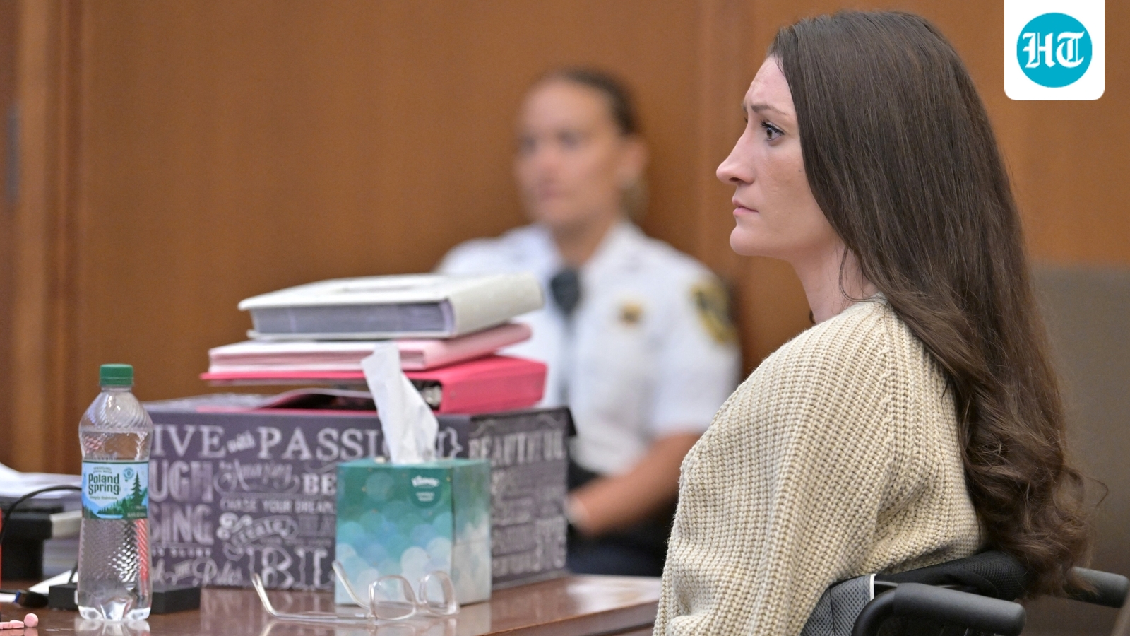 Baby books on Lindsay Clancy defense table? Viral photo sparks outrage as ex-FBI agent speaks out, ‘How calculating…’ 1 e4bdfdbad8ecd985589aa8b07fde74197e03be9b168f3add41235a1a7b2d71ca