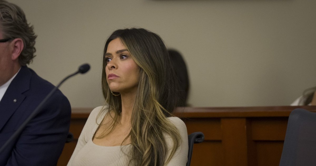 Taylor Frankie Paul Gets Continued Stalking Injunction Against Dakota’s Pal 1 e7d7941c022463ce74f72c909050c4c0a874a0352e13fef8c2f53805e1476e85