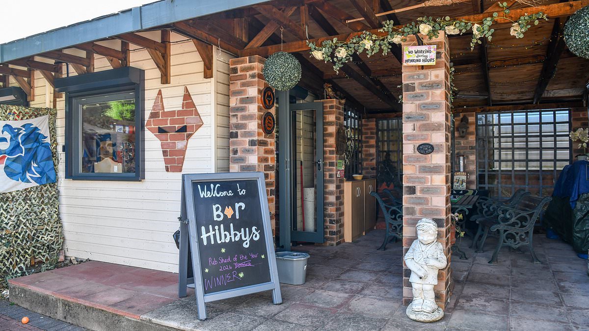 Inside the backyard boozer crowned Britain's Pub Shed of the Year... after its owners spent £25,000 on creating an at-home sports bar 1 ee176cbf31c98703059b89e13d2c30ab043f4b360dd0dc02e92eca3d5005fcb2